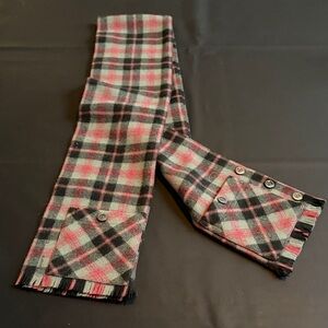 Scardigan by Cisco 100% Australian Wool Plaid Button Scarf Wrap